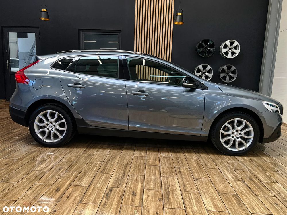 Volvo V40 Cross Country T3 Momentum - 6