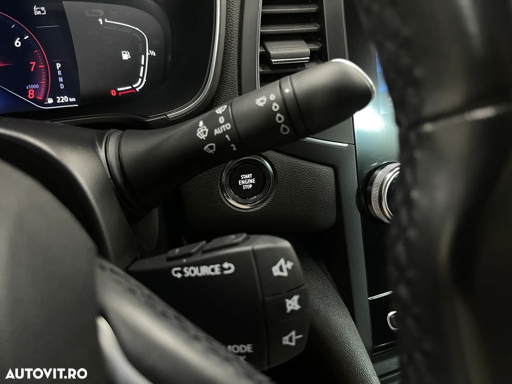 Renault Megane TCe 140 EDC GPF Intens - 24