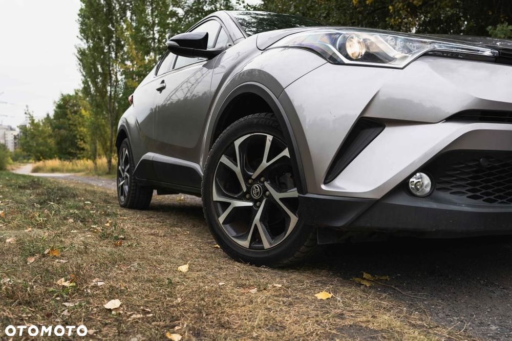 Toyota C-HR - 10