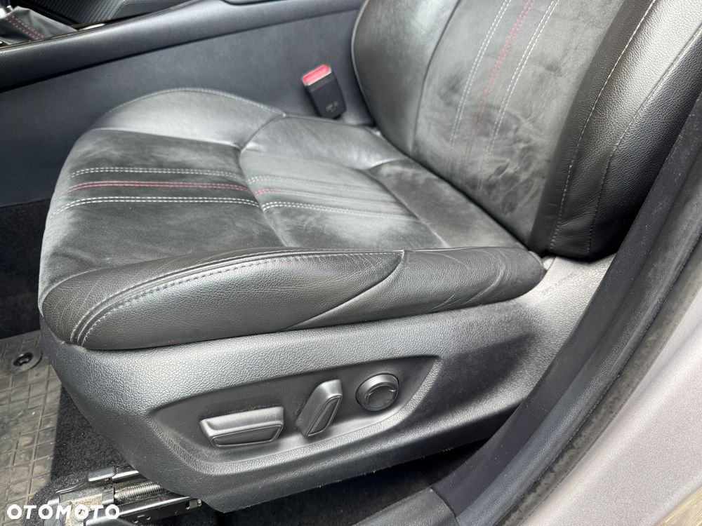 Toyota C-HR 2.0 Hybrid GR Sport - 27