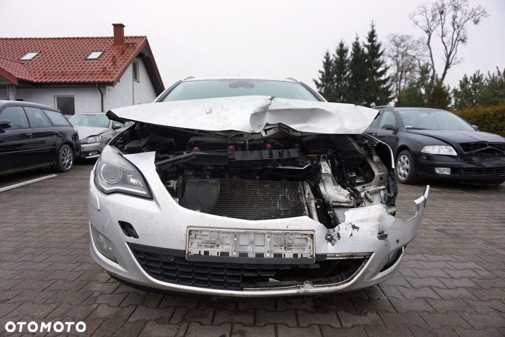 OPEL ASTRA IV J KOMBI 2011 Z176 1.7 CDTI A17DTR 125KM M32 SREBRNY na części - 8