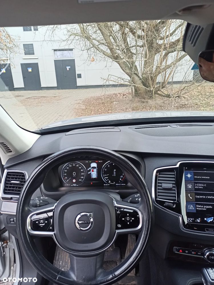 Volvo XC 90 T6 AWD Momentum 7os - 26