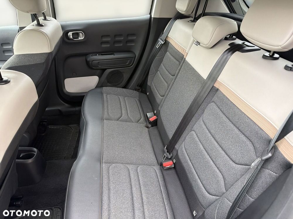 Citroën C3 1.2 PureTech Shine EAT6 - 15