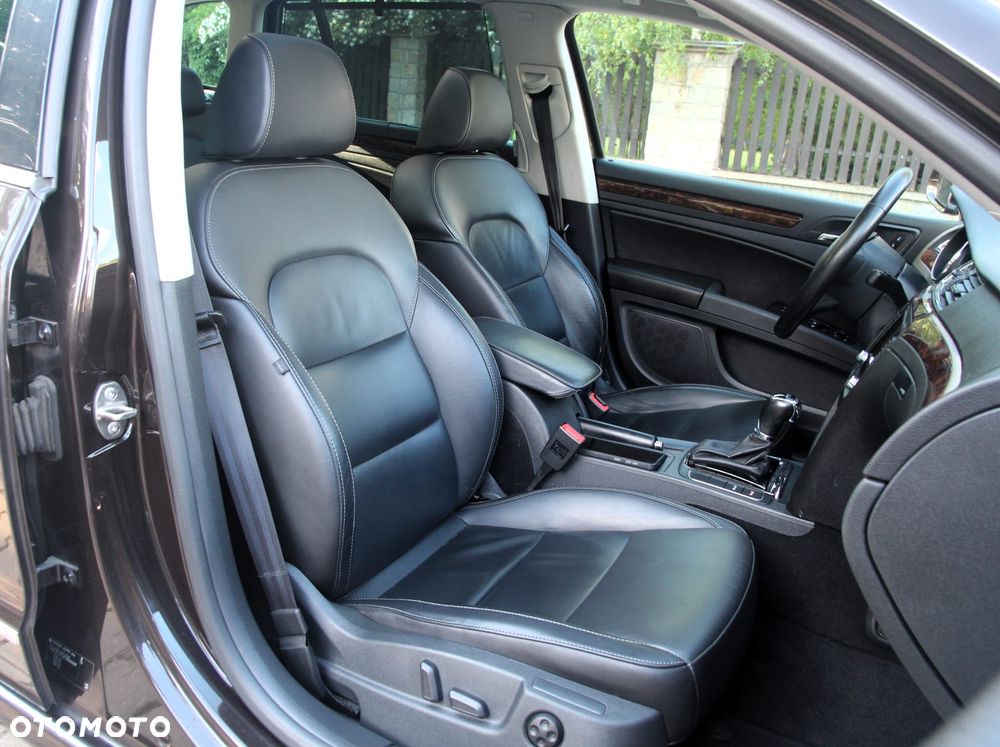 Skoda Superb 2.0 TDI DSG L&K - 31