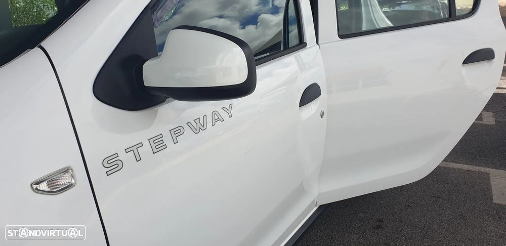 Dacia Sandero 0.9 TCe Stepway - 27