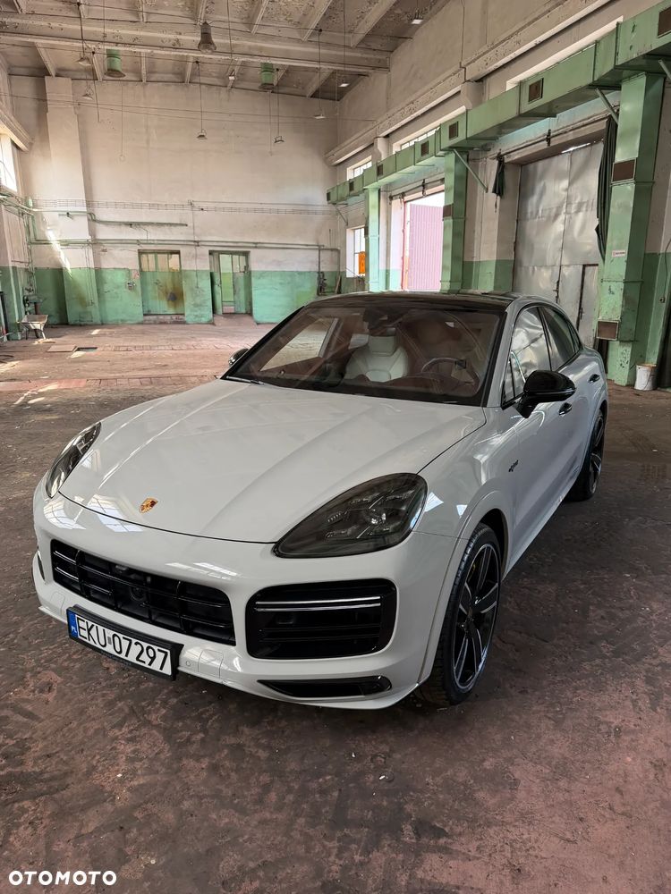 Porsche Cayenne - 2