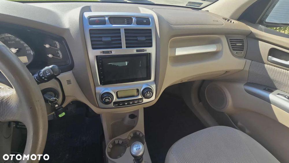 Kia Sportage - 12