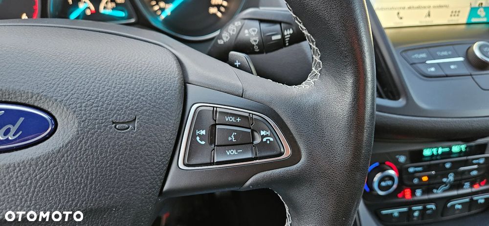 Ford Kuga 2.0 TDCi 4x4 ST-Line - 27