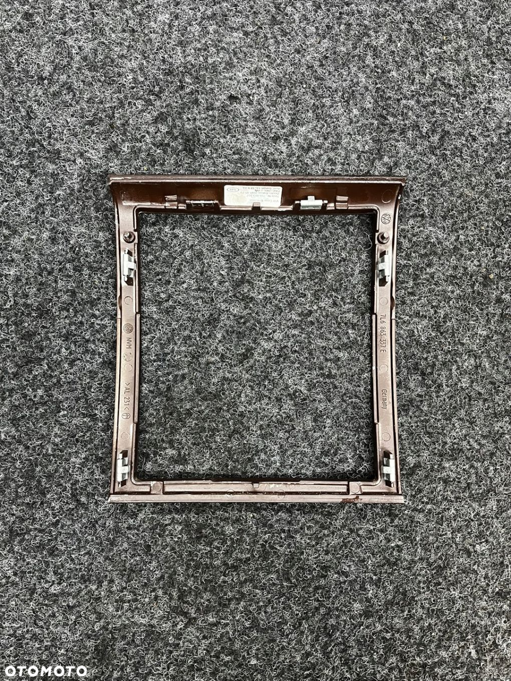 ramka osłona dekor konsoli środkowej drewno vw touareg 7L6863337E - 14