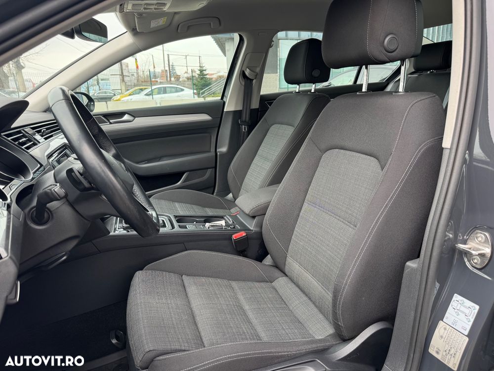 Volkswagen Passat 2.0 TDI DSG Comfortline - 20