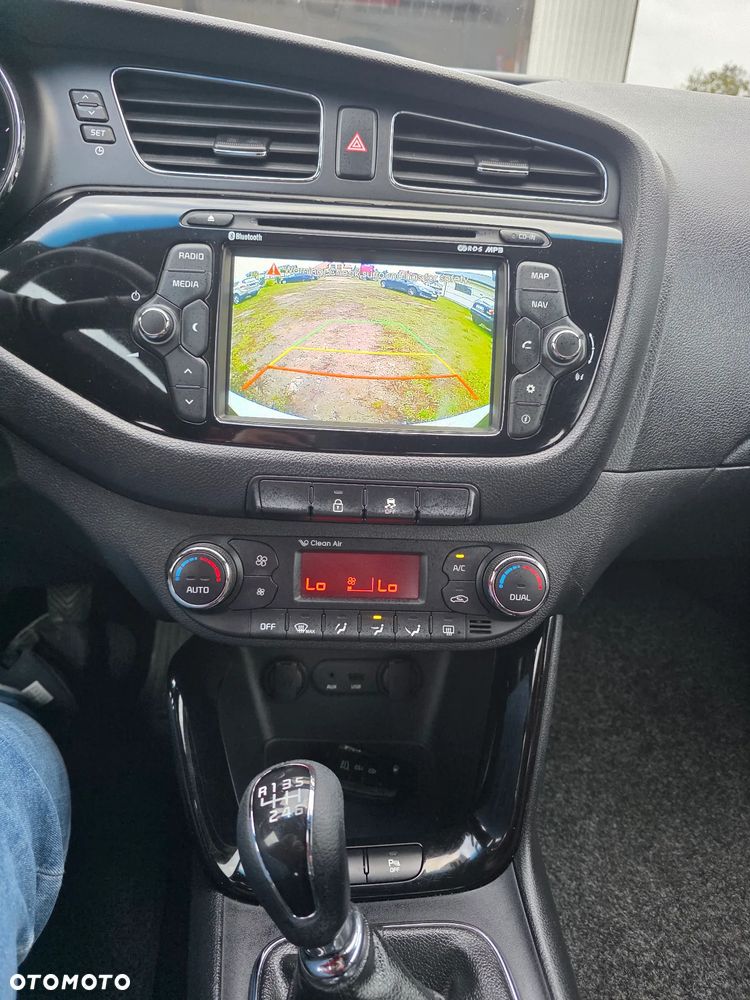 Kia Ceed - 6