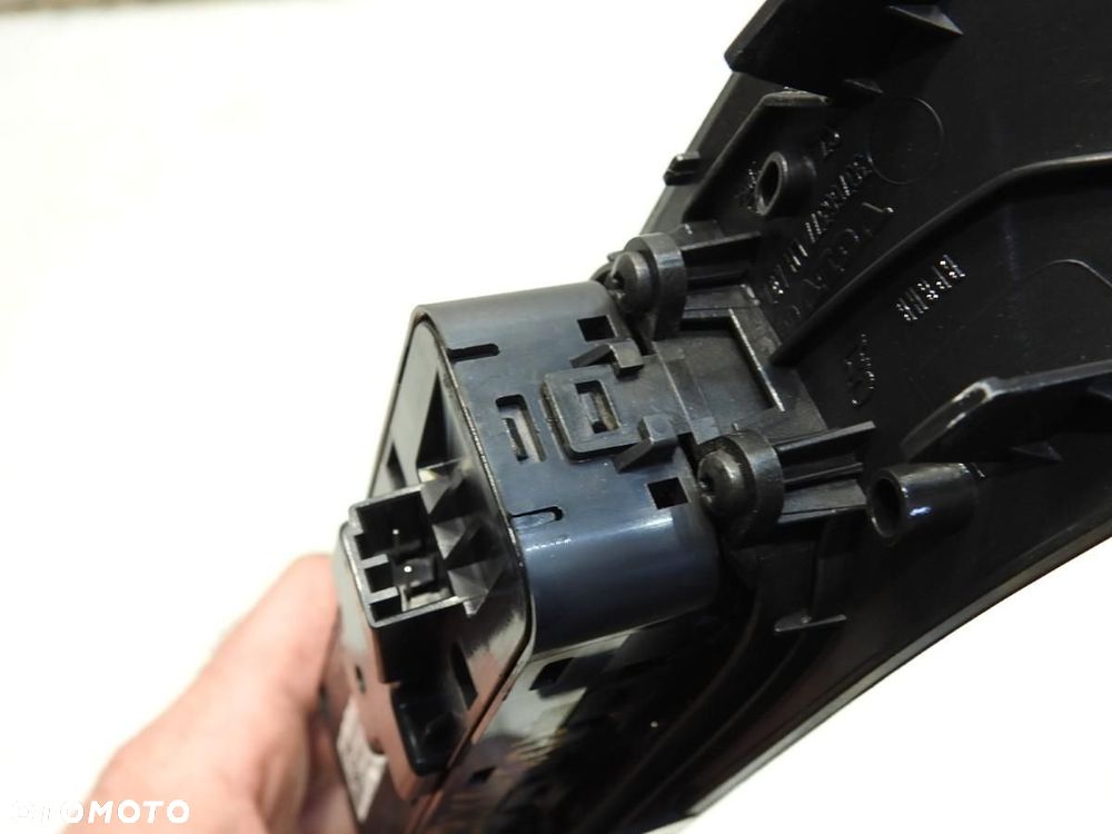 PANEL PRZEŁĄCZNIK SZYB LEWY PRZÓD VOLVO XC60 I 31272008 - 6