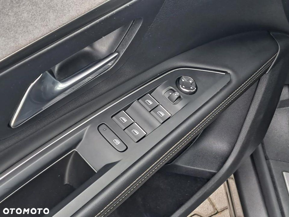 Peugeot 5008 - 20