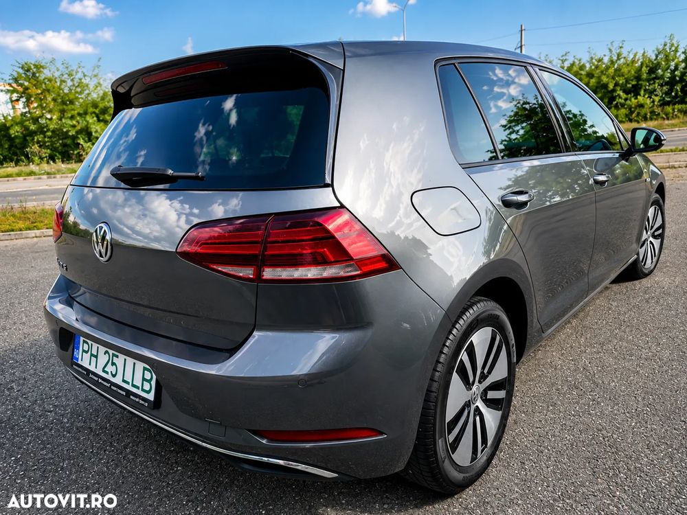 Volkswagen e-Golf - 6