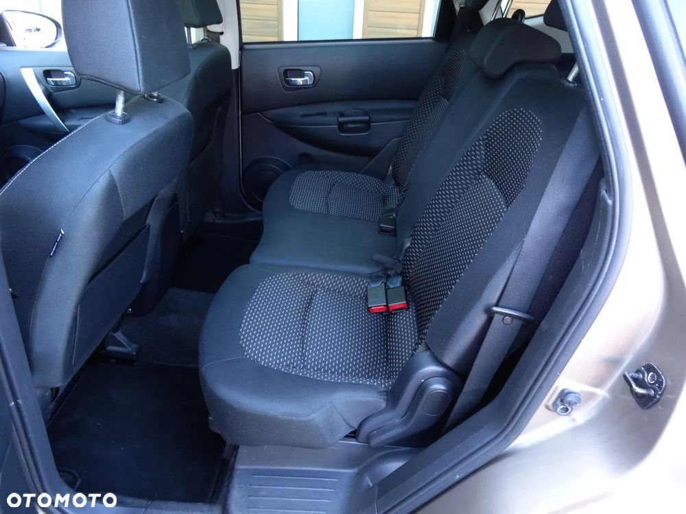 Nissan Qashqai+2 2.0 Tekna - 25