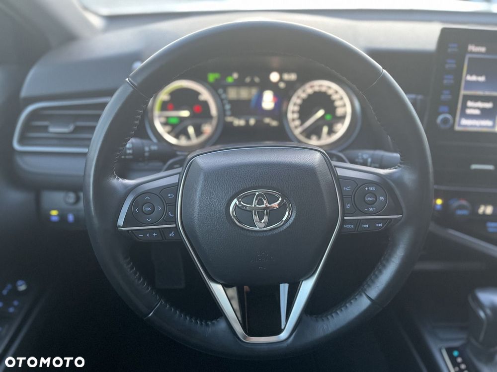 Toyota Camry 2.5 Hybrid Executive CVT - 16