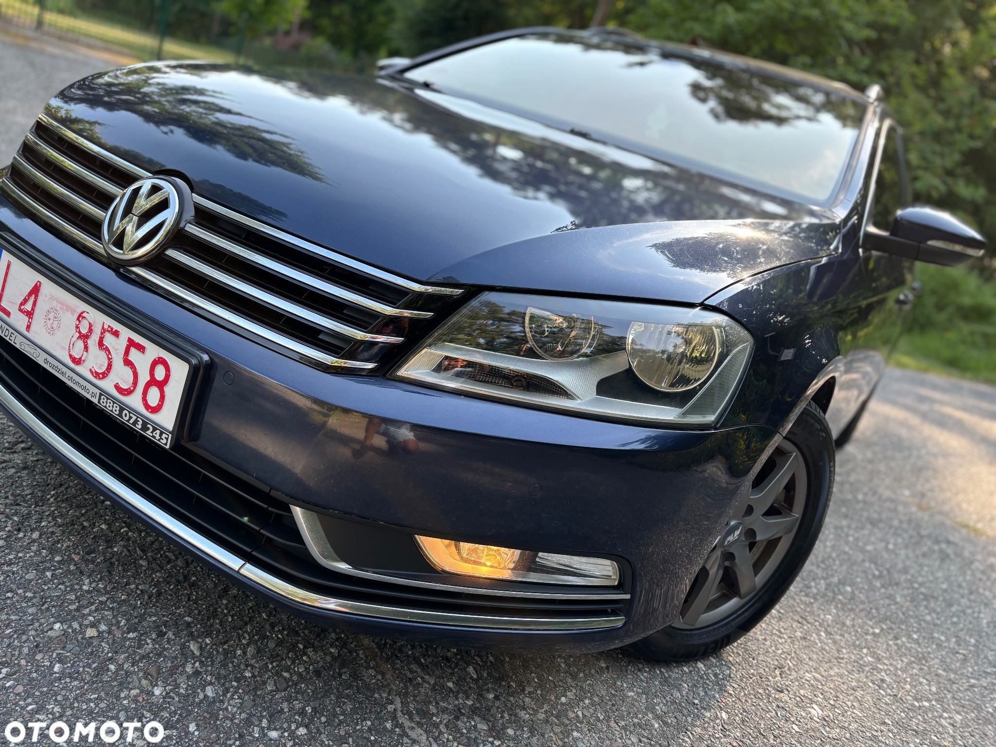 Volkswagen Passat - 4