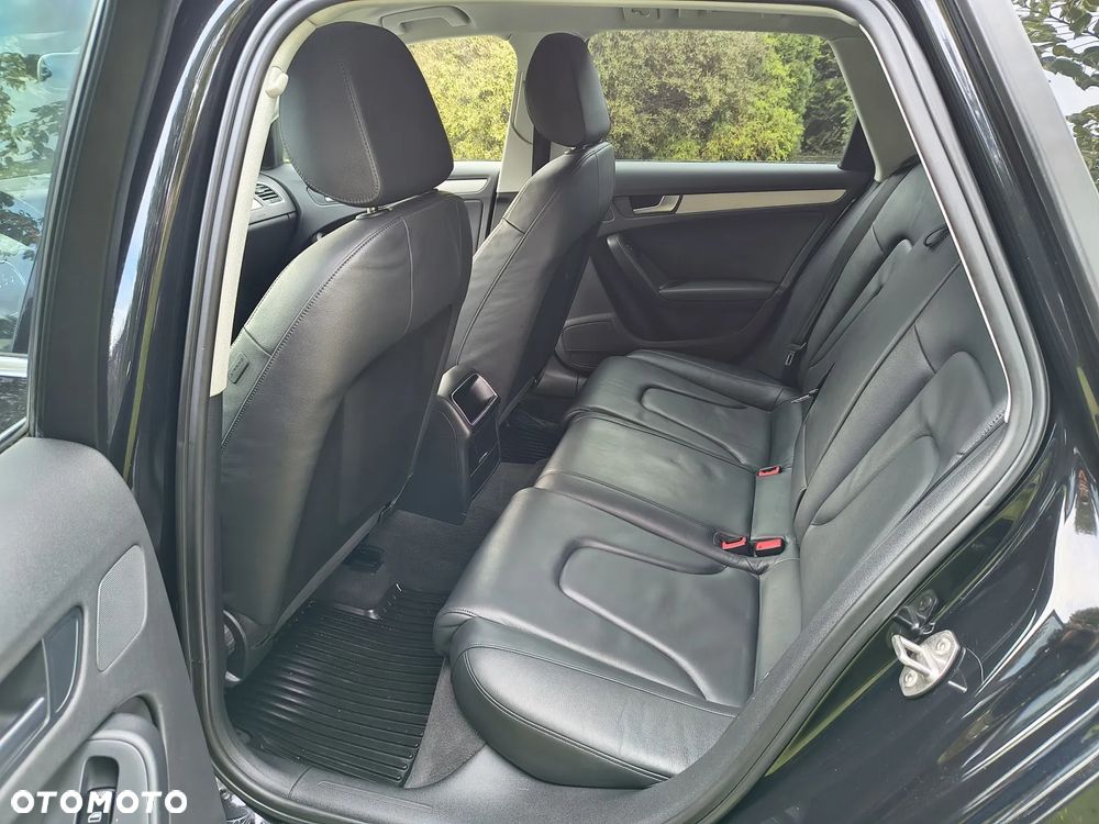 Audi A4 Avant 2.0 TDI - 14
