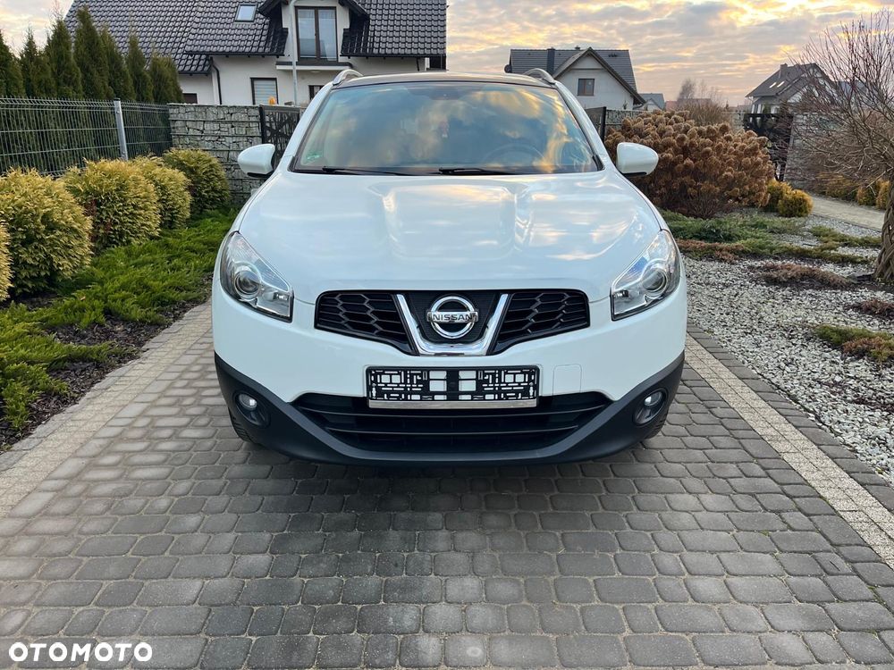 Nissan Qashqai - 2