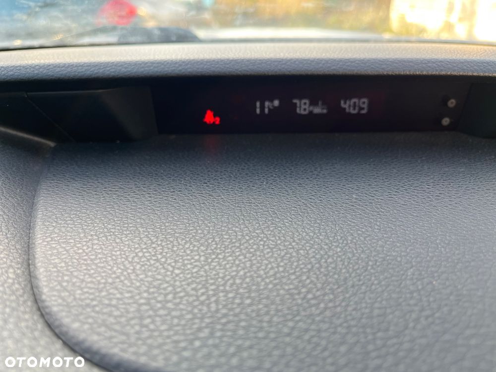 Subaru Legacy Kombi 2.0D Comfort - 13