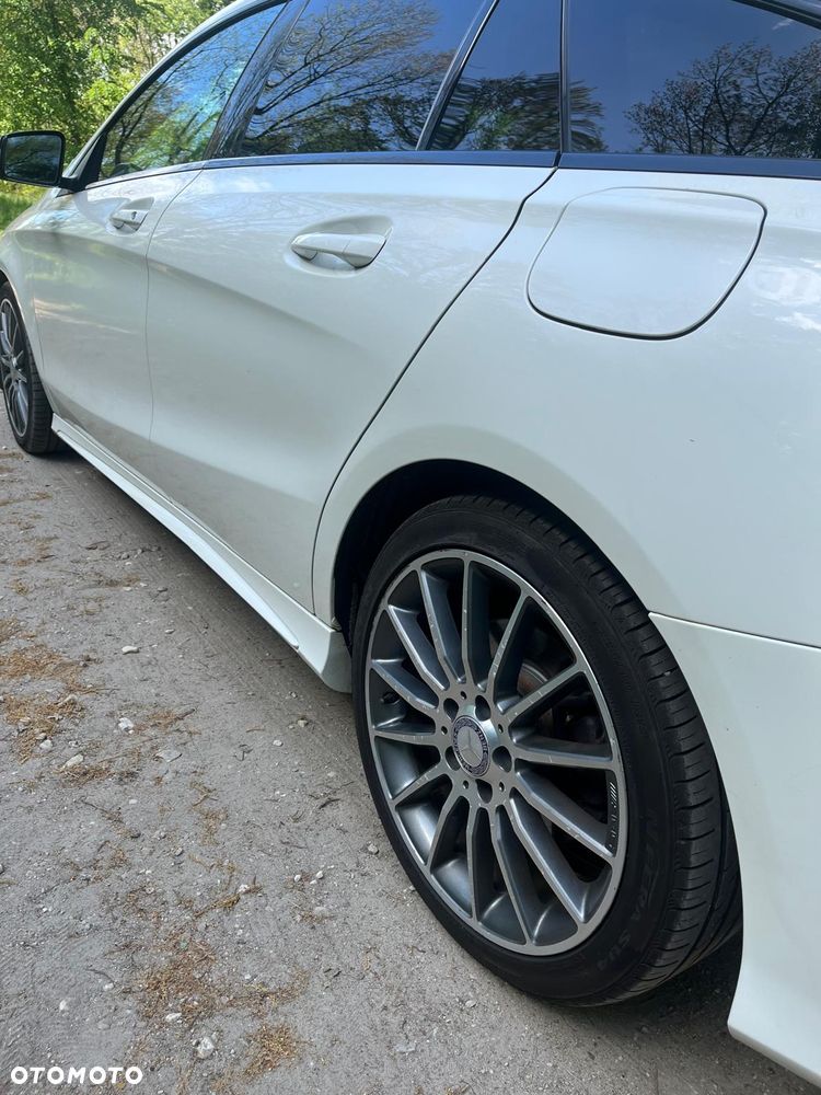 Mercedes-Benz CLA 200 d 7G-DCT AMG Line - 16
