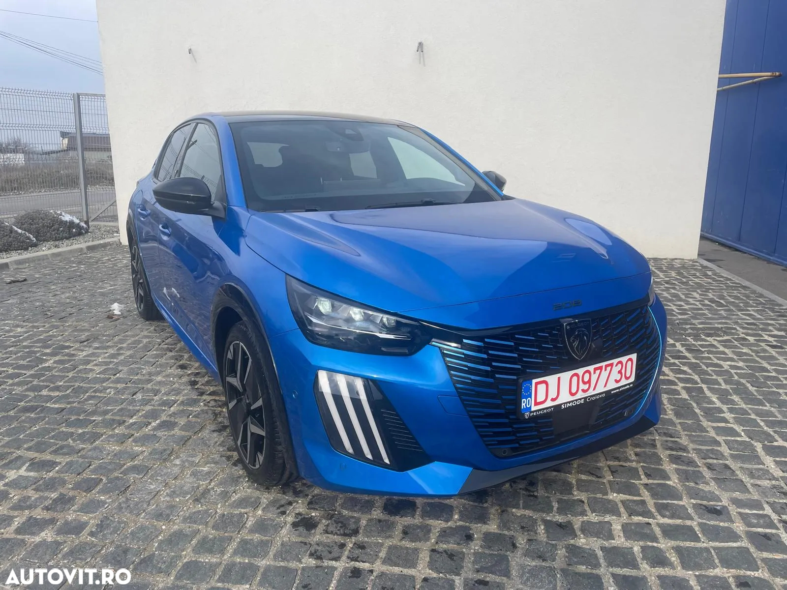 Peugeot 208 1.2L 100 e-DCS6 MHEV GT - 4