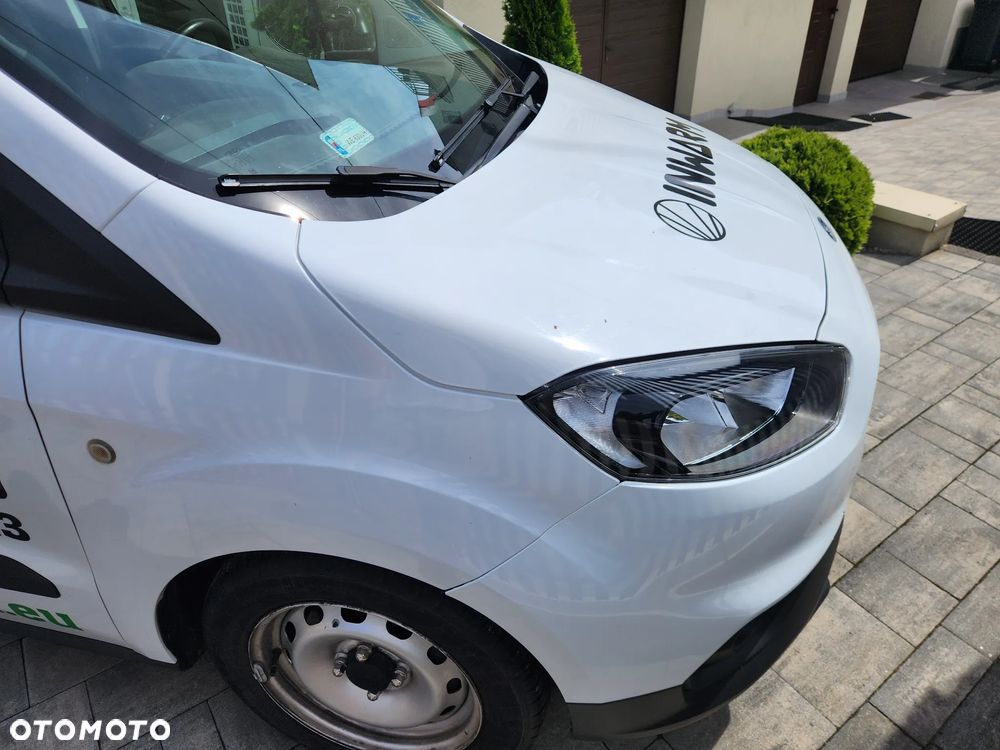 Ford Transit courier - 1