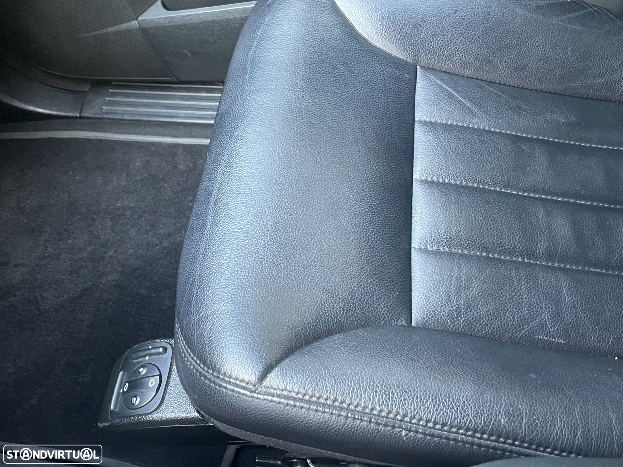 Mercedes-Benz R 350 4-Matic - 24