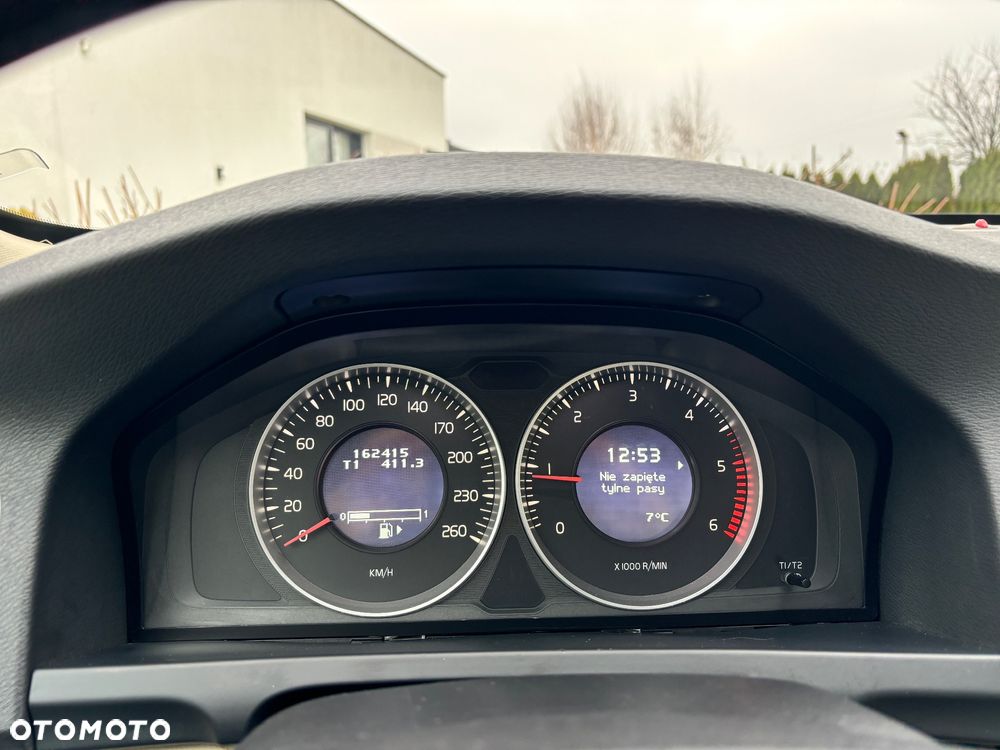 Volvo V60 DRIVe - 30