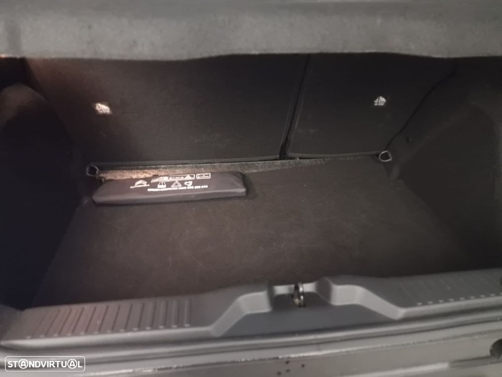 Citroën e-C3 44 kWh Autonomia Conforto Max - 13