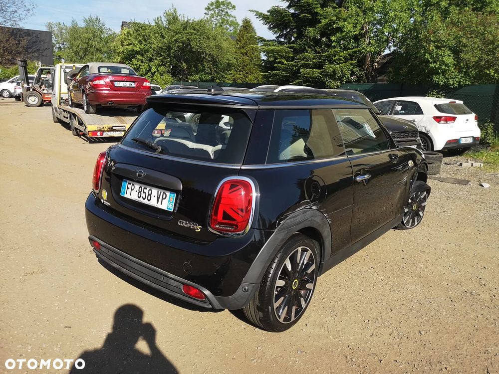 MINI Cooper SE - 10
