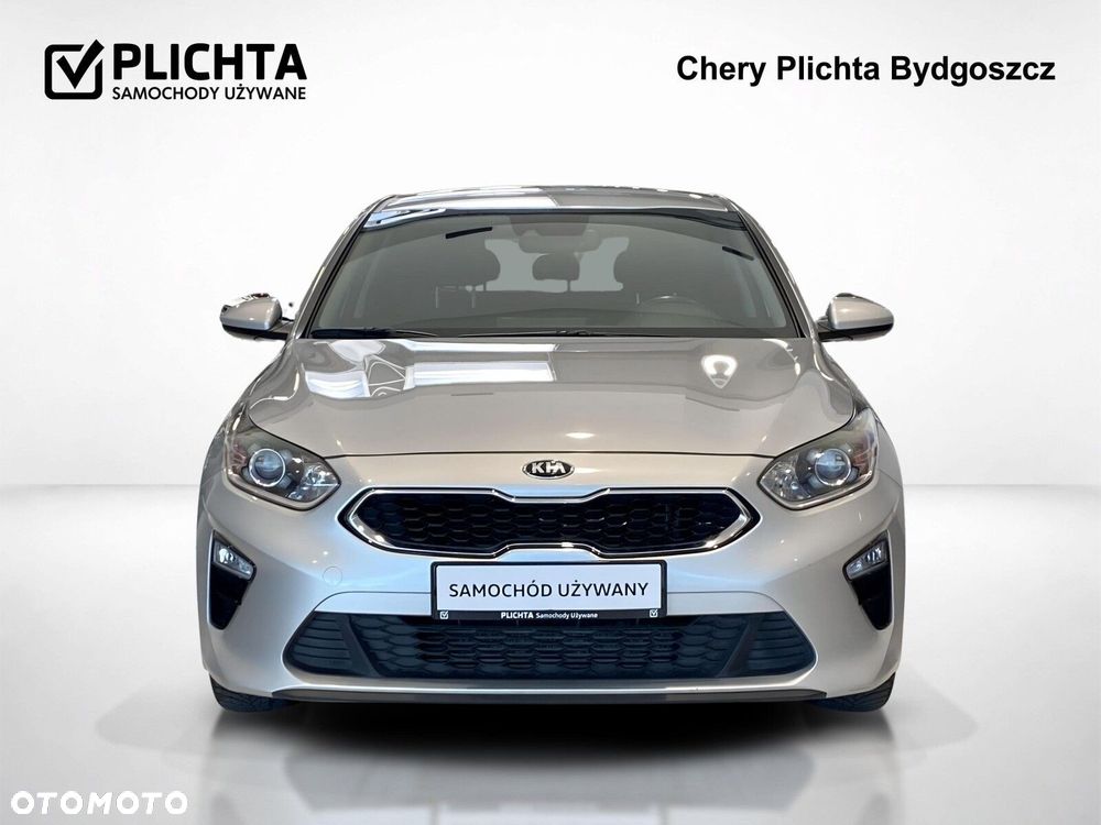 Kia Ceed - 9