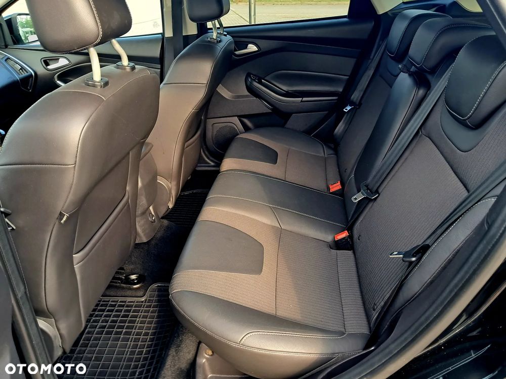 Ford Focus - 17