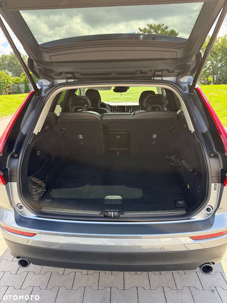 Volvo XC 60 T5 AWD Geartronic Momentum - 14
