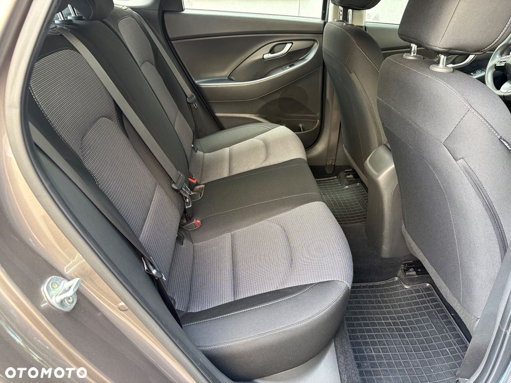Hyundai i30 1.0 T-GDI Classic + DCT - 23
