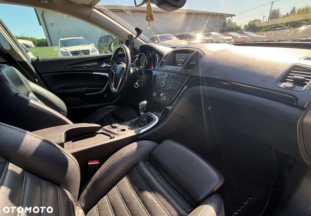 Opel Insignia - 8