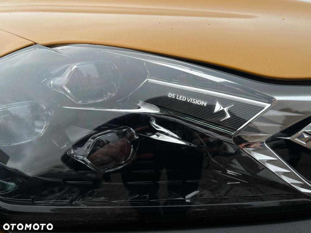 DS Automobiles DS 3 Crossback 1.2 PureTech Performance Line + - 34