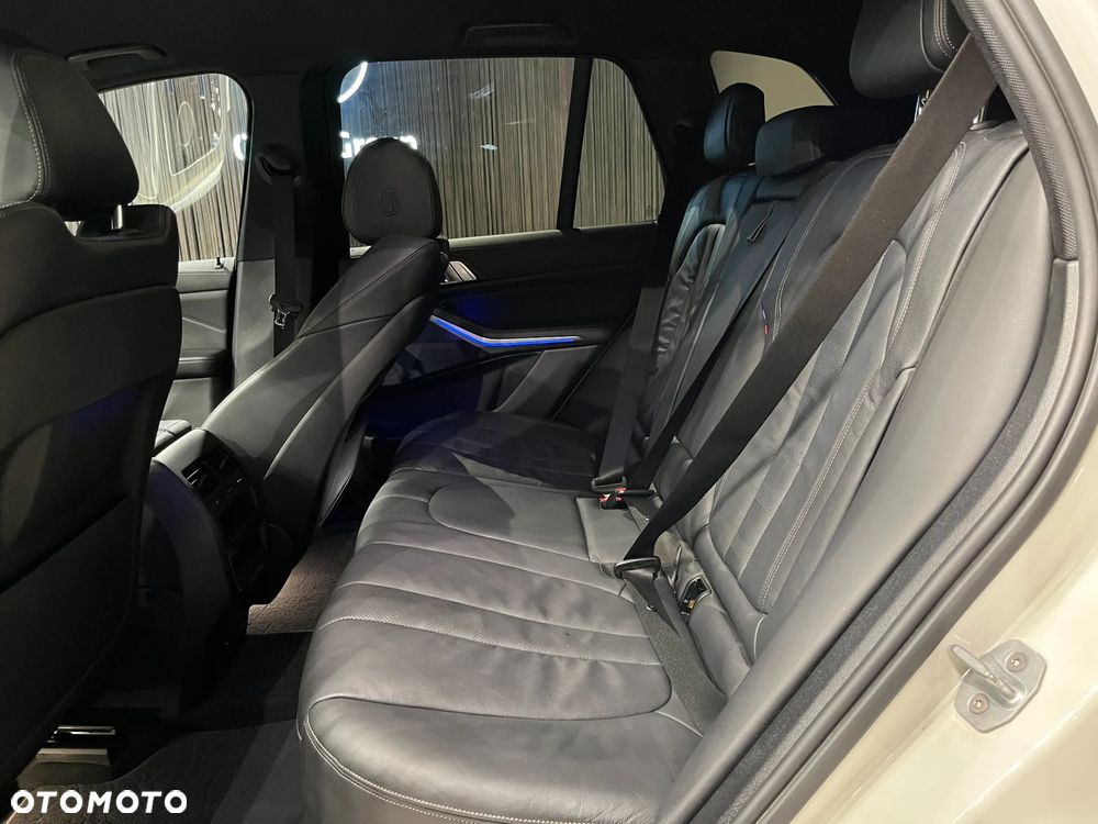 BMW X5 xDrive25d - 14