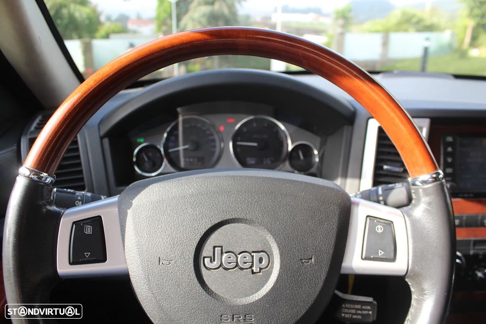 Jeep Grand Cherokee 3.0 CRD Auto Overland - 17