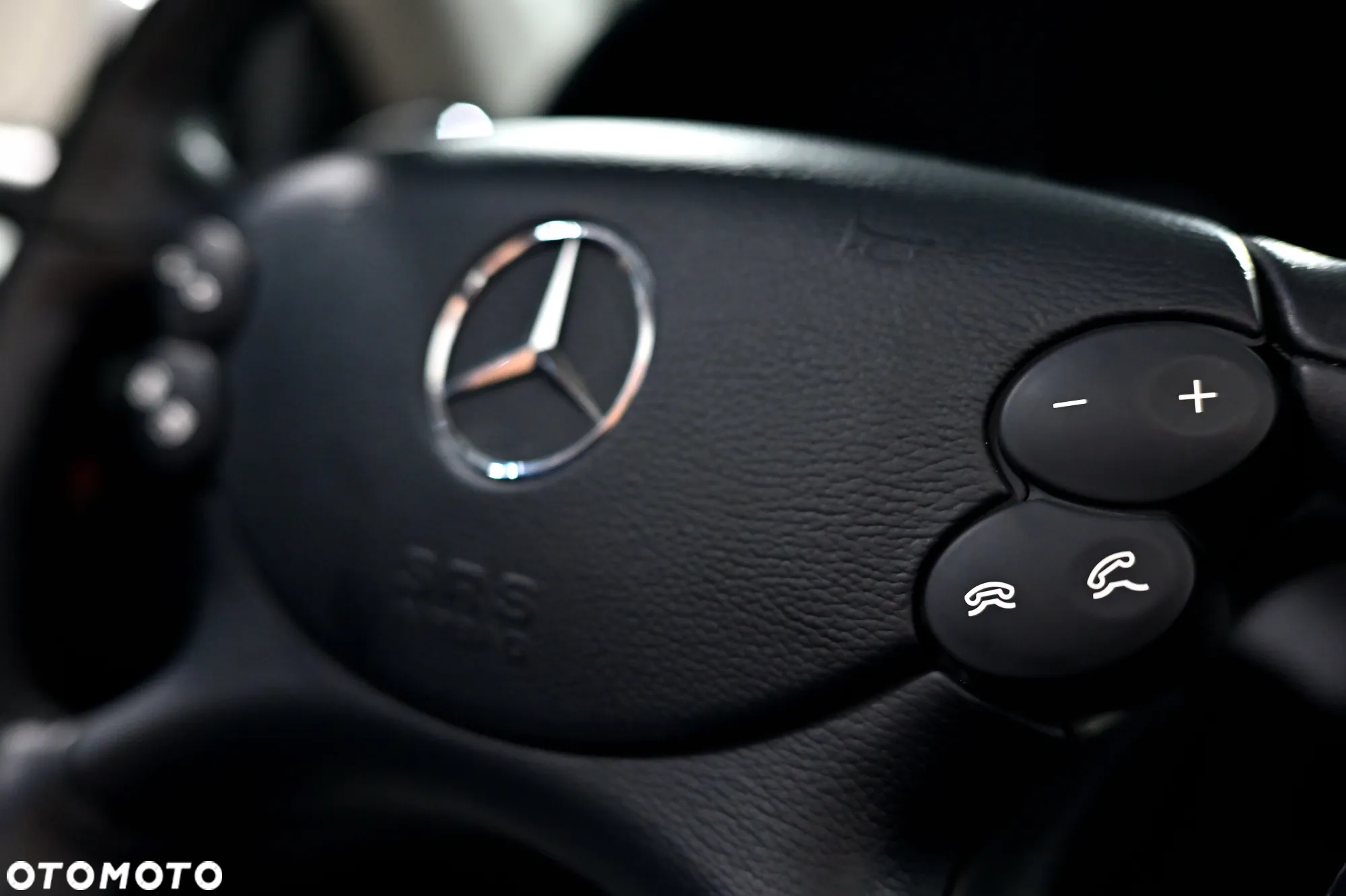 Mercedes-Benz CLK 320 - 19