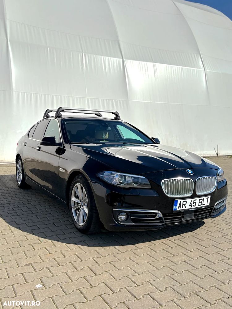 BMW Seria 5 525d Aut. Luxury Line - 4