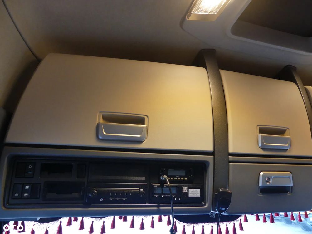 Renault T480 13L / EURO 6 / STANDARD / HIGH CAB / SUPER STAN / - 36