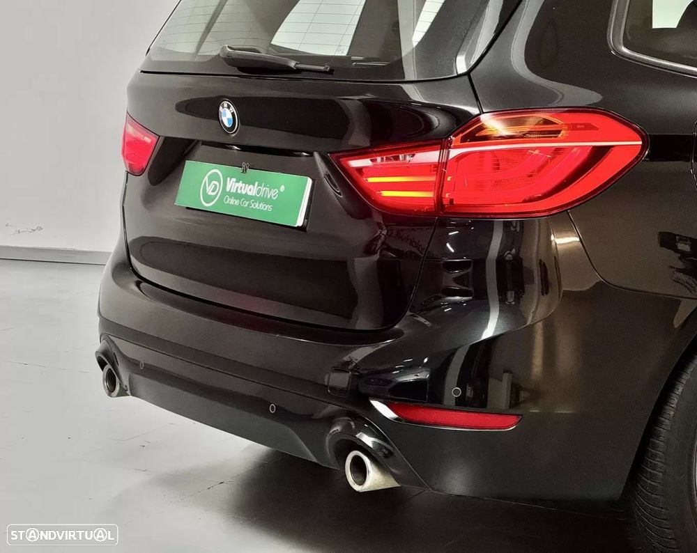 BMW 218 Gran Tourer d Sport Line - 7