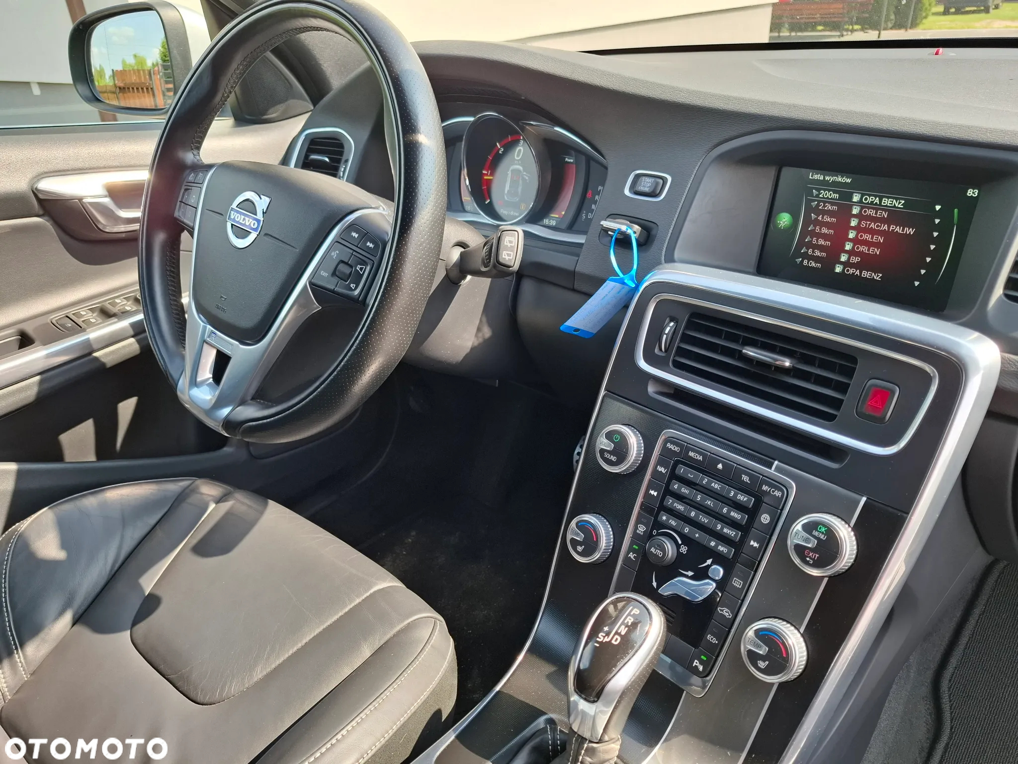 Volvo V60 D4 Drive-E R-Design Momentum - 10