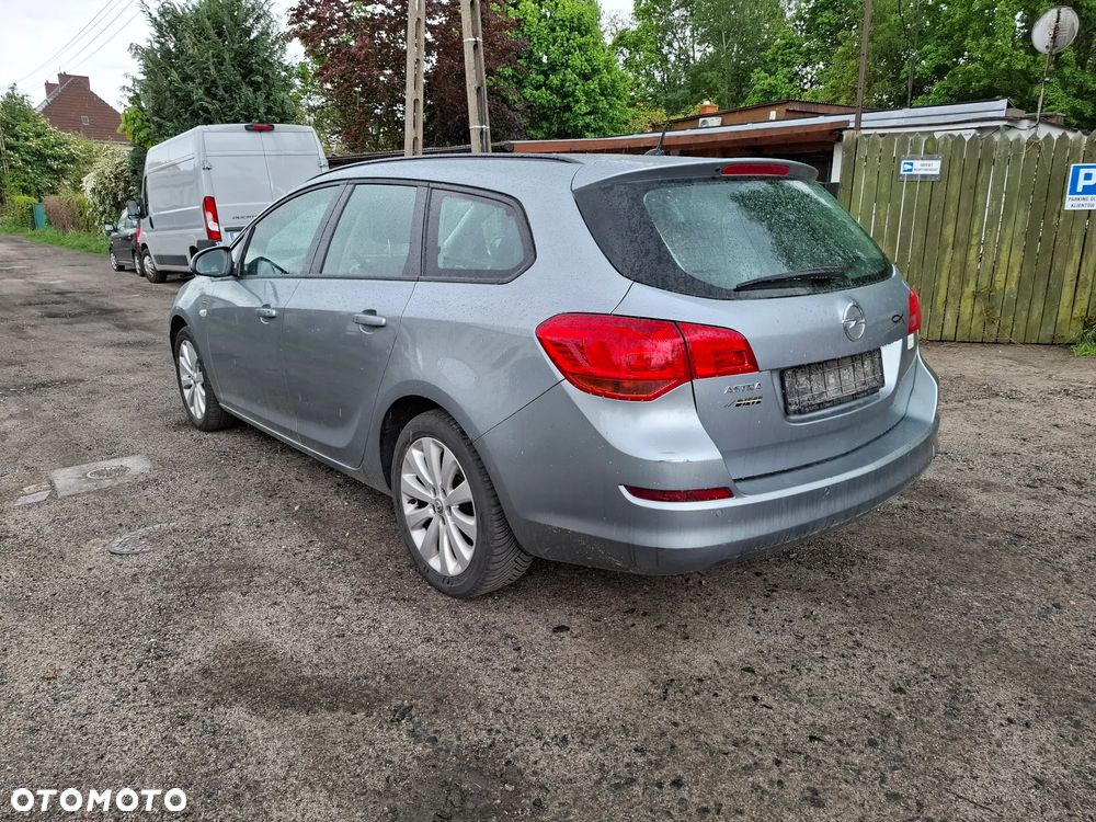 Opel Astra 1.6 Enjoy - 4