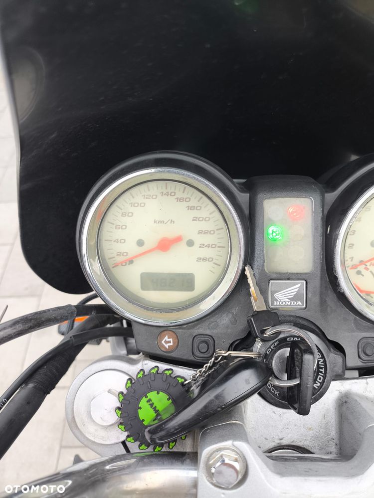 Honda CB - 3