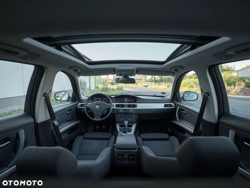 BMW Seria 3 318i Edition Lifestyle - 21