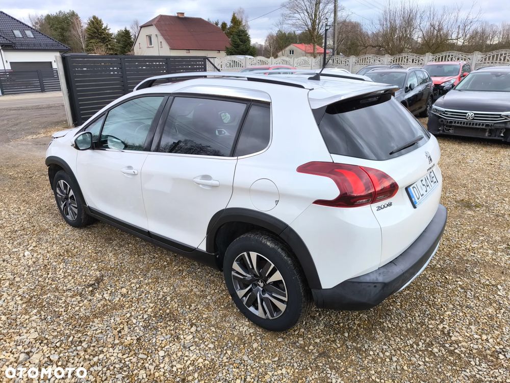 Peugeot 2008 - 5