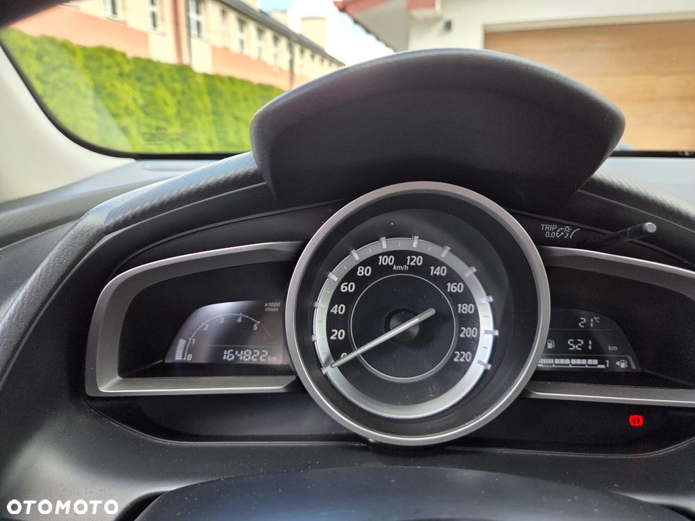Mazda 2 - 10