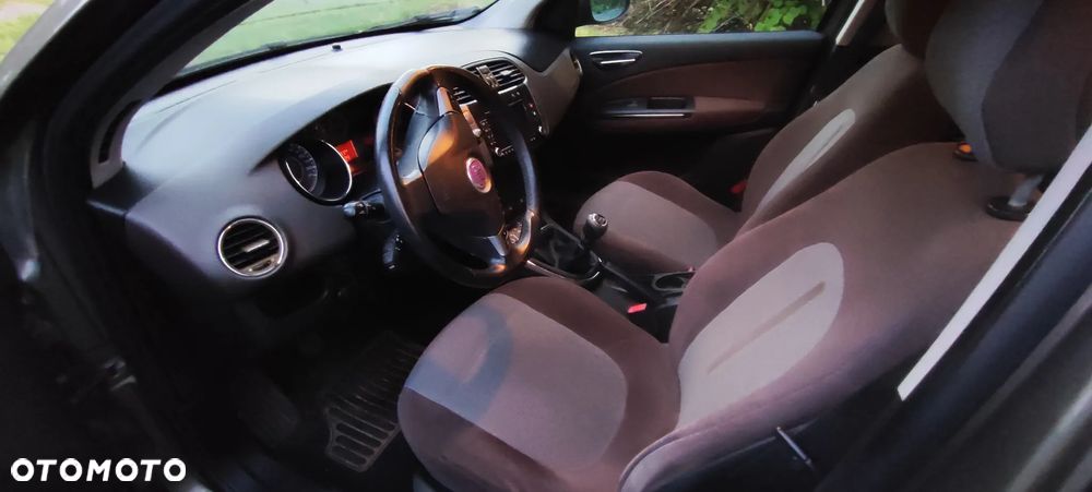 Fiat Bravo 1.9 Multijet 16V Emotion - 5